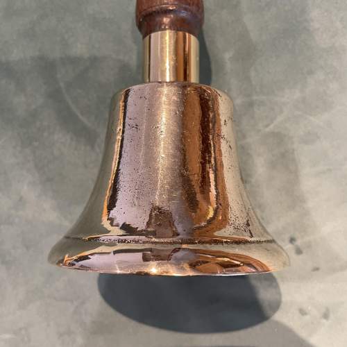 An Early 20th Century Hand Brass Bell image-3