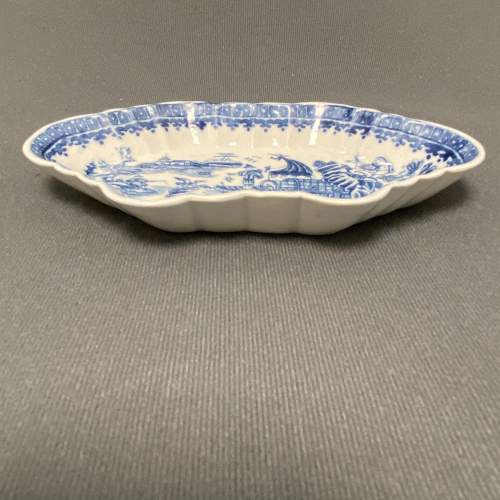 Late 18th Century Caughley Porcelain Spoon Tray image-3