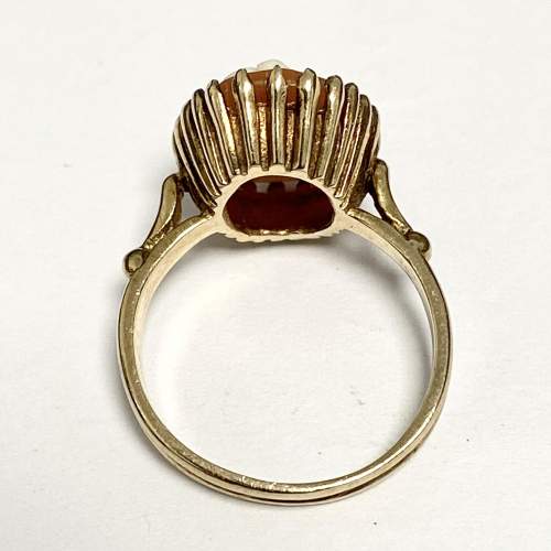 9ct Gold Cameo Ring image-5