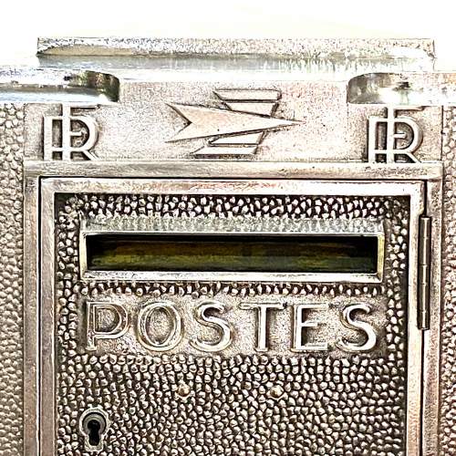 20th Century French Post Box image-2