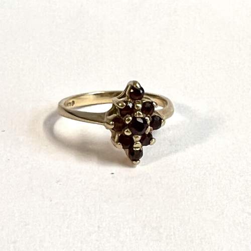 9ct Vintage Gold Marquise Garnet Ring image-1