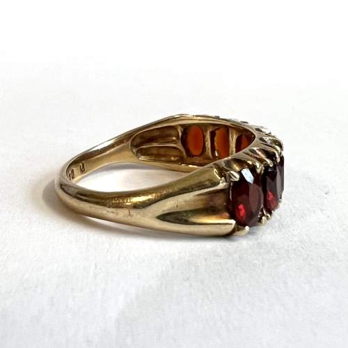 9ct Gold Garnet Band Ring image-5