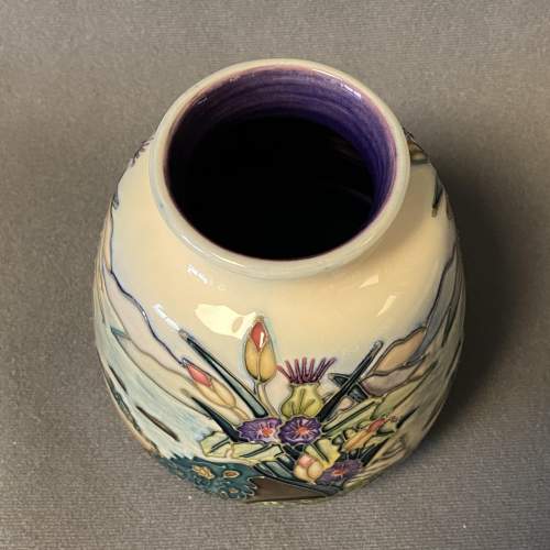 Moorcroft Islay Vase image-3