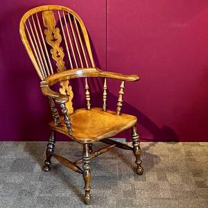 Early 19th Century Ash Elm and Yew Windsor Chair