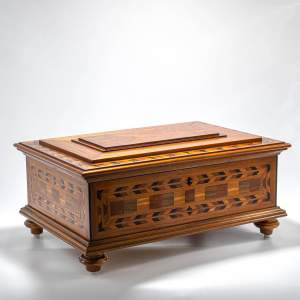 Fabulous Vintage Large Speciman Wood Table Box
