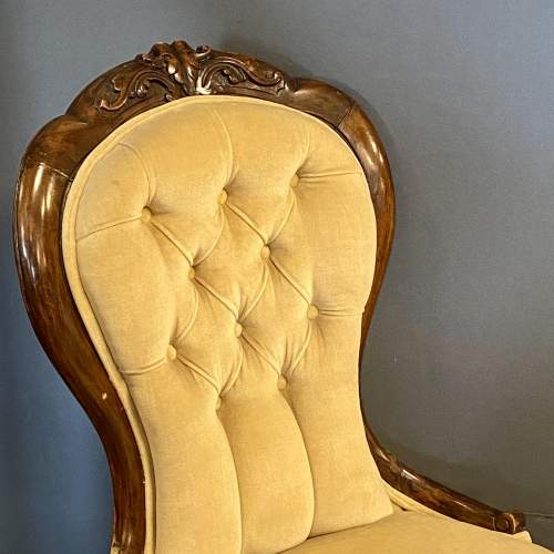 Victorian Velvet Button Back Chair image-3