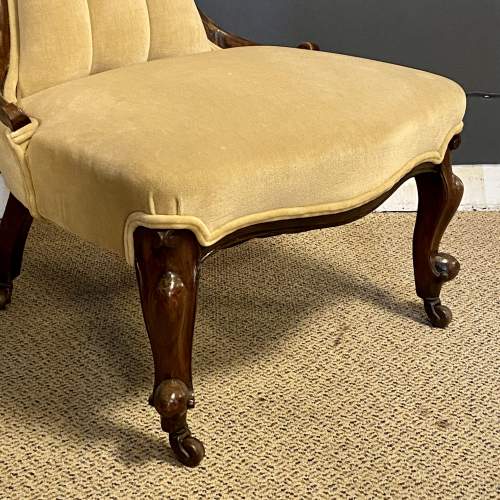 Victorian Velvet Button Back Chair image-6