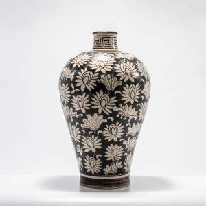 Nice Chinese Cizhou Meiping Stoneware Vase with Lotus Flowers