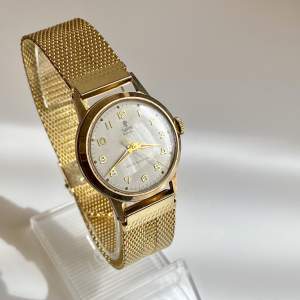 Vintage Tudor Royal 9ct Gold Watch