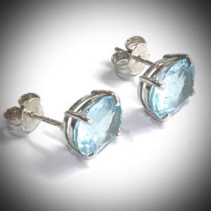 Vintage 9ct White Gold and Topaz Earrings