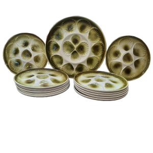 12 Majolica Oyster Plates - Orchies Moulin des Loups