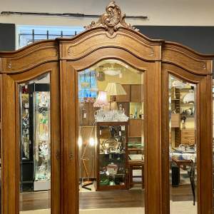 Early 20th Century Oak Louis XV Style French Armoire