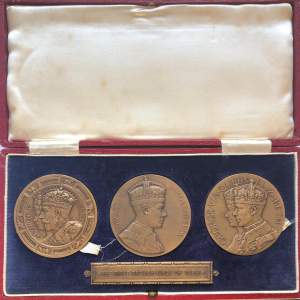 1936 Three Kings of England Medallion Set
