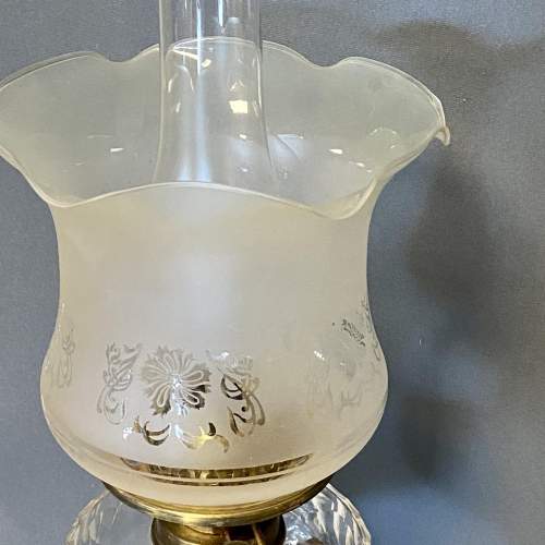 Victorian Faceted Glass Bowl Oil Lamp image-3
