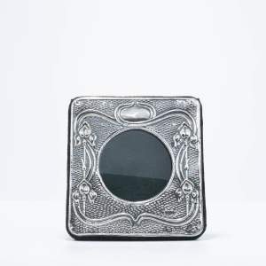 An Art Nouveau Style Silver Easel Photo Frame