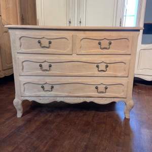 Vintage French Rustic Oak Chest of Drawers