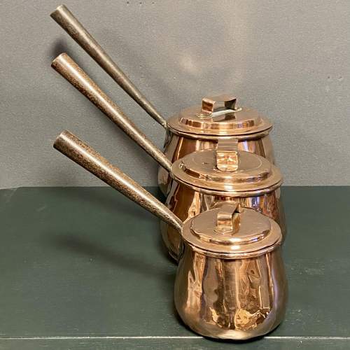 Georgian Set of Five Pot Belly Copper Pans image-3