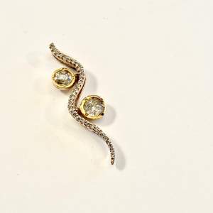 18ct Gold Diamond Snake Shaped Pendant