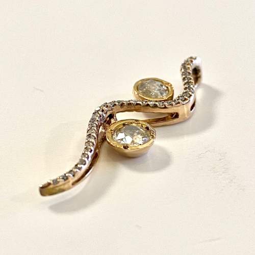 18ct Gold Diamond Snake Shaped Pendant image-2