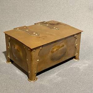 Arts & Crafts Hammered Copper Box