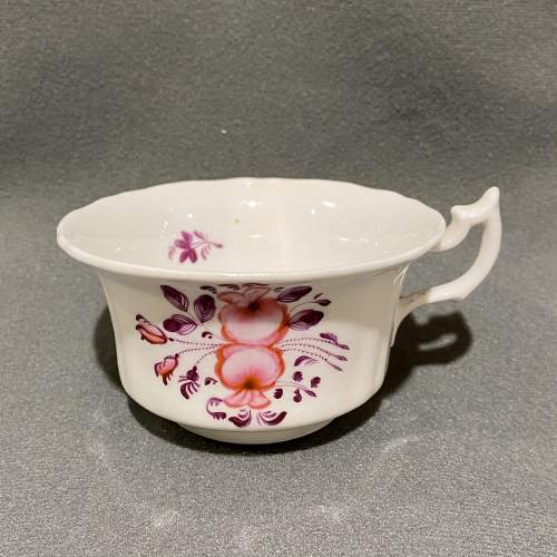 Early 19th Century Hilditch Hand Painted Tea Cup and Saucer image-3
