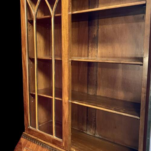 Late 19th Century Walnut Bureau Bookcase image-4