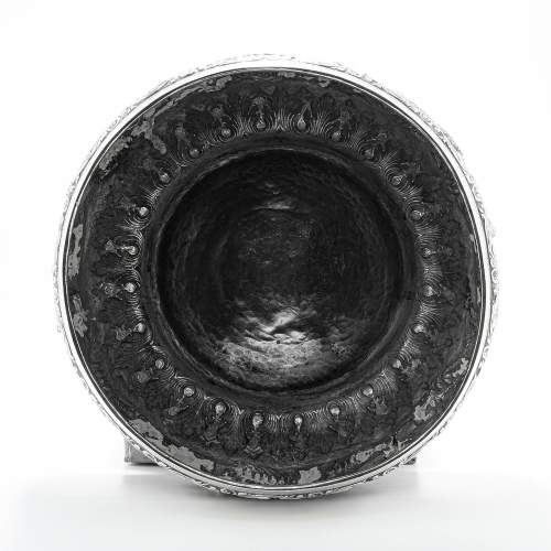 A Large Antique Burmese Thabeik Silver Bowl image-5