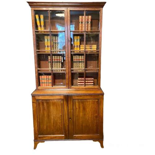 Late 18th Century Mahogany Glazed Bookcase image-1