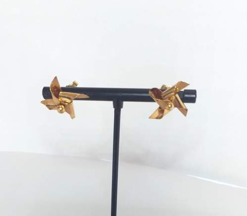 Rare 9ct Gold Spinning Pinwheel Earrings image-2