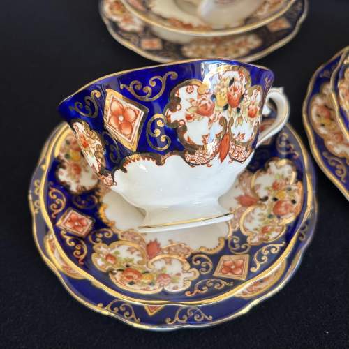 Royal Albert Heirloom Tea Set image-3