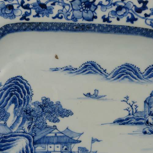 A Blue & White Chinese Porcelain Serving Dish 18th Century image-4