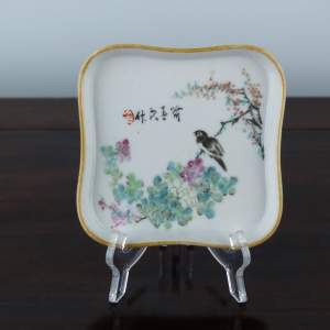 A Chinese Porcelain Bird & Flower Dish