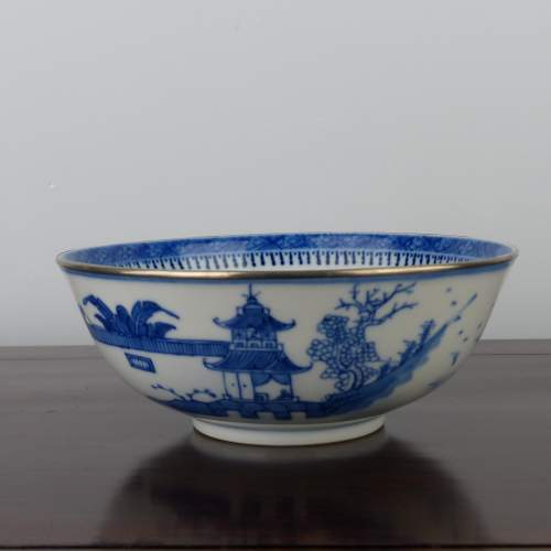 19th Century Chinese Porcelain Blue & White Bowl image-1