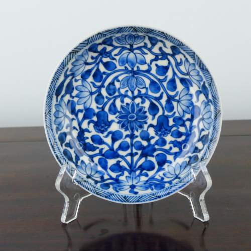 18th Century Fine Chinese Porcelain Blue & White Dish image-1