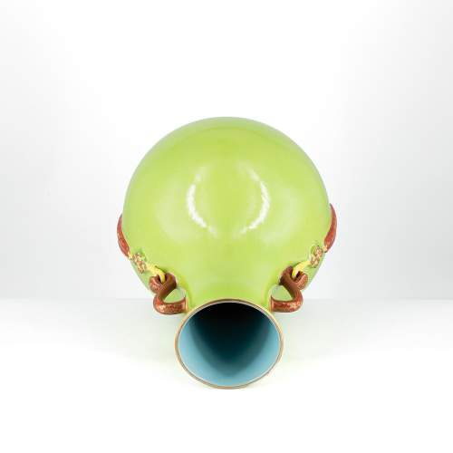 Fine Quality Large Chinese Green Glazed Pear Shaped Vase image-3