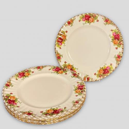 Set of Six Royal Albert Old Country Roses Dinner Plates image-1