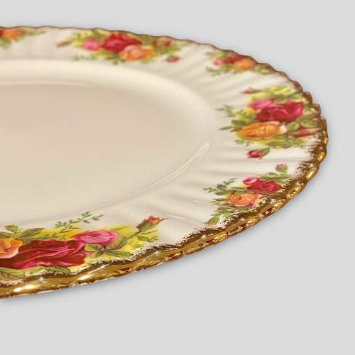 Set of Six Royal Albert Old Country Roses Dinner Plates image-3