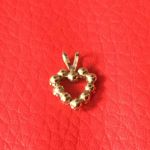 Vintage 9ct Gold Ruby Heart Shaped Pendant image-2