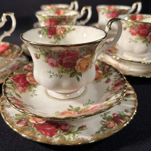Royal Albert Old Country Roses Tea Set image-3