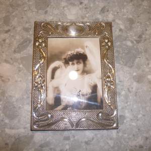 A Quality Arts and Crafts Silver Photo Frame