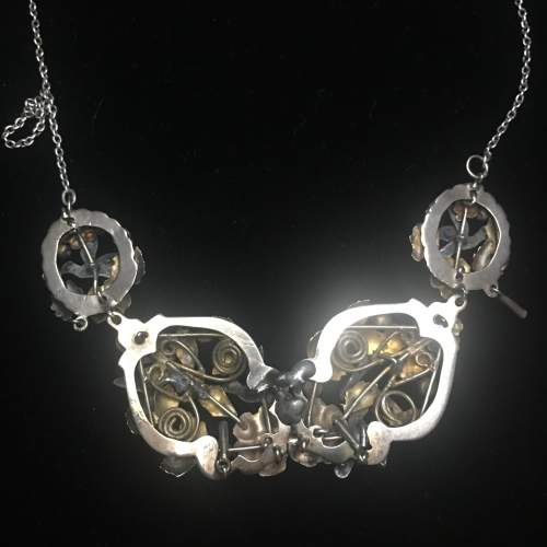 Vintage Rare 9ct Gold Bird and Flower Necklace image-5