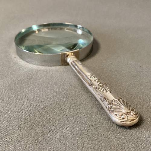 Silver Handle Magnifying Glass image-6