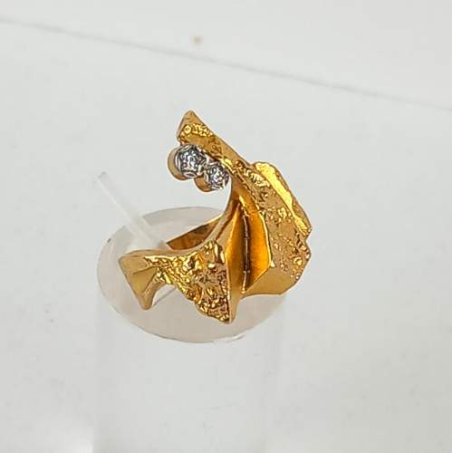 Lapponia Stunning 18ct Gold Diamond Ring image-4