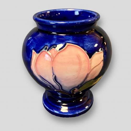 Small Moorcroft Magnolia Vase image-2