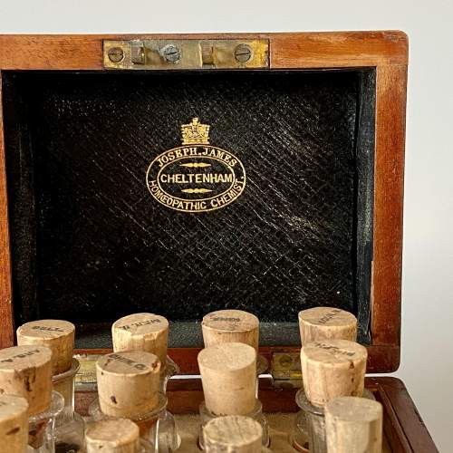 Complete Late Victorian Homeopathy Chest image-2