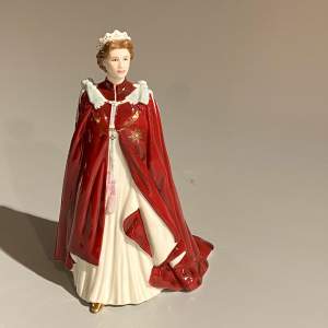 Royal Worcester Queen Elizabeth II Figurine