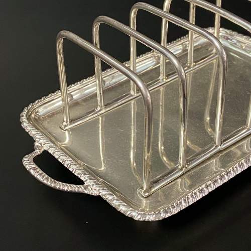 Silver Toast Rack on Tray image-4