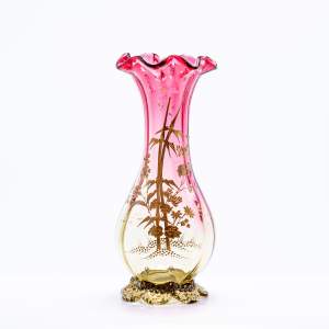 A Large Antique Victorian Stourbridge Glass Vase