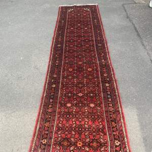 Hand Knotted Persian Runner Hosseinbad Repeating Floral Design