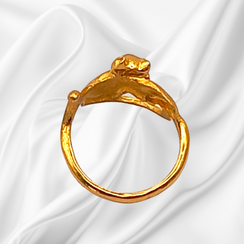Rare Pure Gold 9999 Designer Ring - Modelled as Two Cats image-5